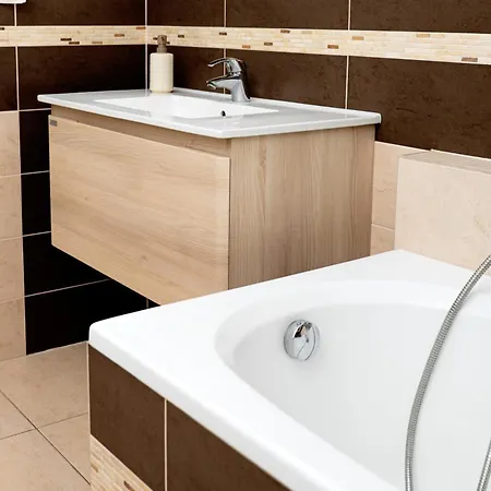 Moderny 3i S Balkonom Apartment